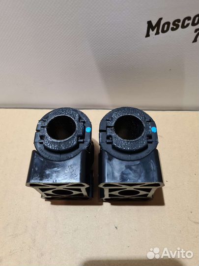 Втулка переднего стабилизатора Toyota Camry V70