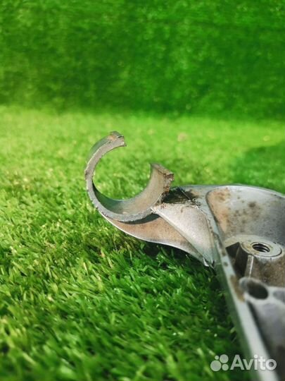 Крепление крыла Правый Ауди а4 Б6 1869