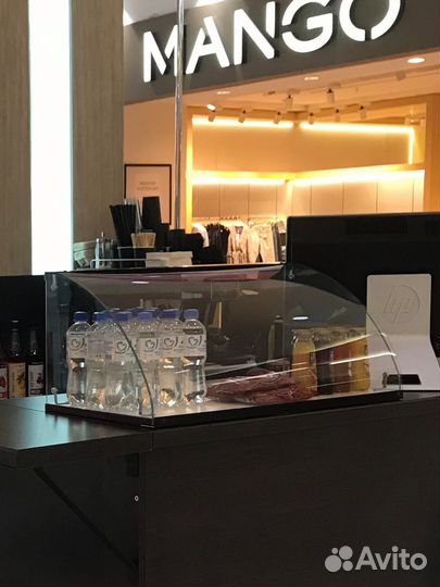 Нейтральная витрина