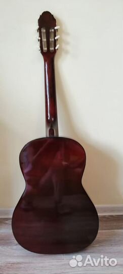 Акустическая гитара