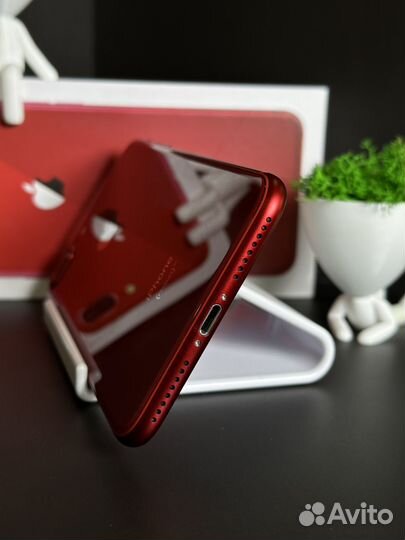 iPhone 8 Plus, 64 ГБ