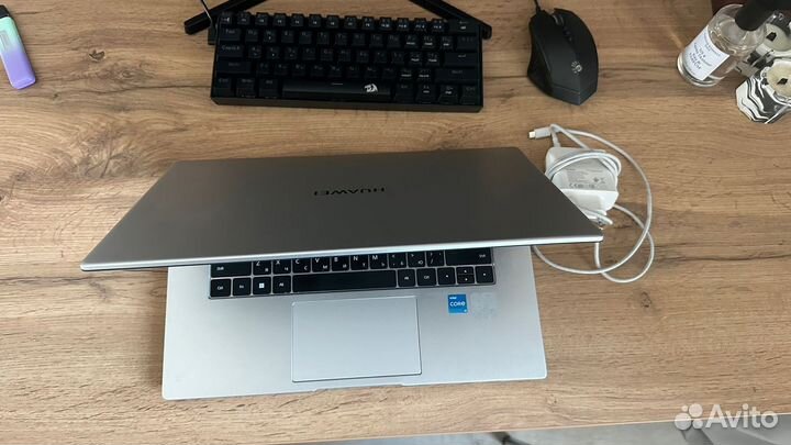 Huawei matebook d15