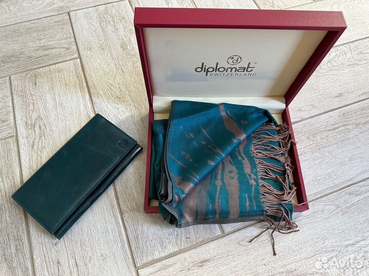 Женский набор Diplomat палантин и кошелек