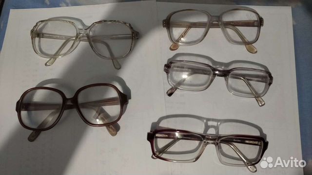 Очки и аксессуары к ним