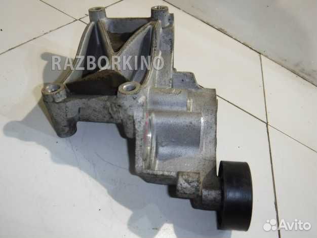 Кронштейн генератора