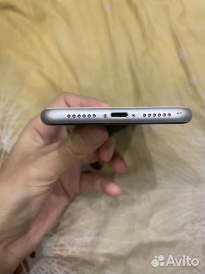 iPhone Xr, 128 ГБ