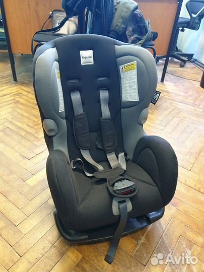 Продам детское автомобильное кресло