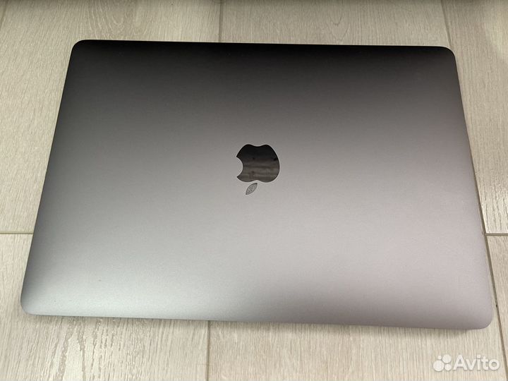 Macbook Pro 13 i5 2017 ssd 256gb