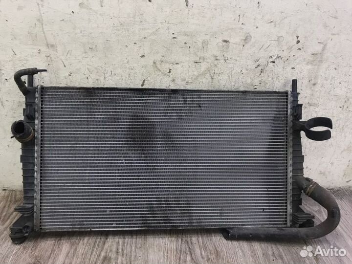 Радиатор двс Ford Focus 2 hwda 2010