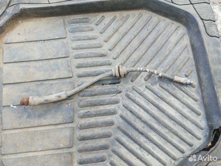 Шланг тормозной Мазда 3 вк