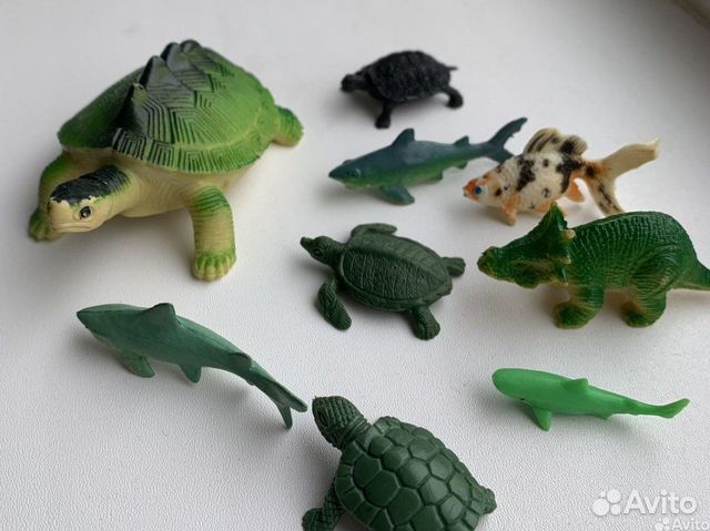 Фигурки животные рыбы динозавры резиновые