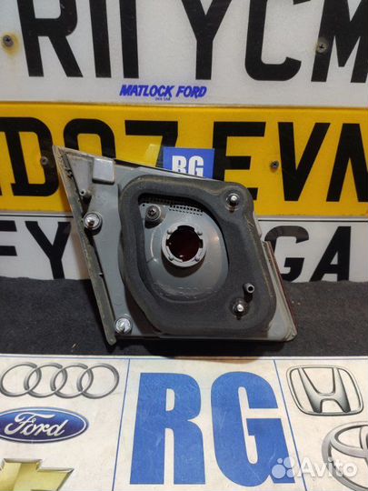 Фонарь крышки багажника правый Chevrolet Cruze