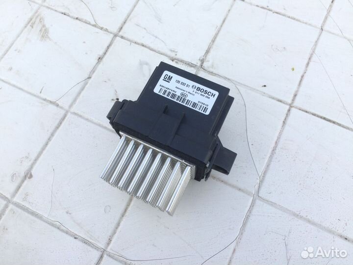 Резистор отопителя Opel Astra J