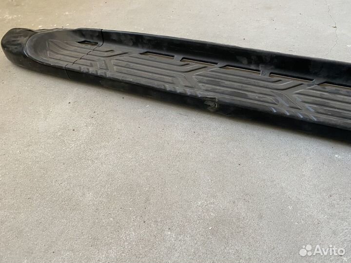 Правая подножка порога nissan patrol