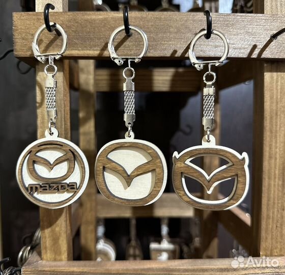 Деревянные автомобильные брелки