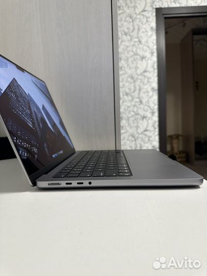 MacBook Pro 14 M2 Max 32гб 1тб (новый, гарантия)