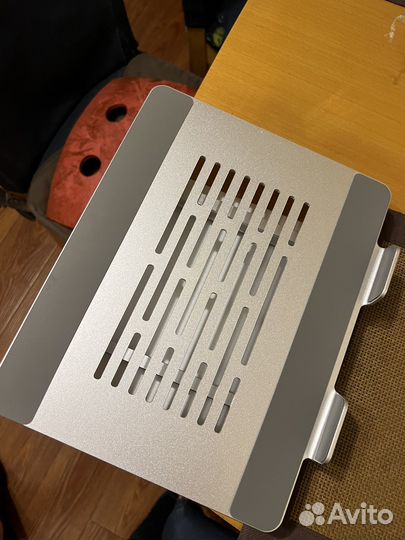 Подставка под ноутбу / macbook