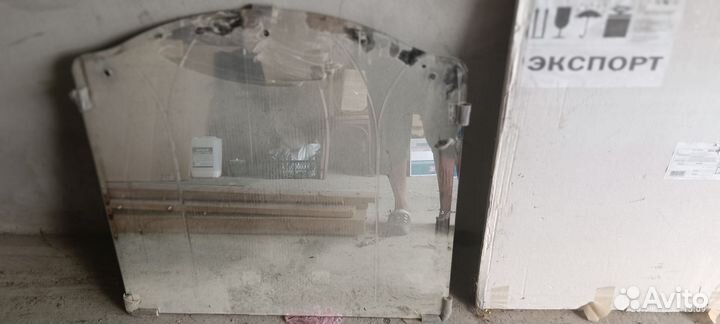 Зеркало настенные. В ванную комнату. Или душ