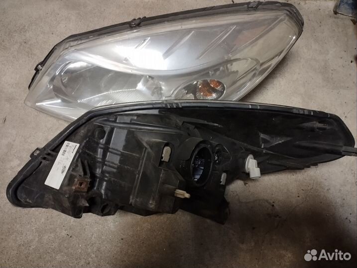 Передние фары на renault sandero 1