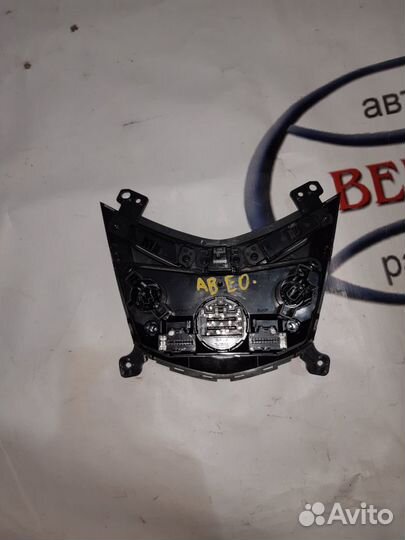 Блок управления отопителем Chevrolet Aveo (T300)