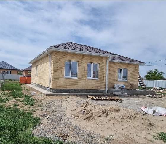 Дом 107 м² на участке 5 сот.