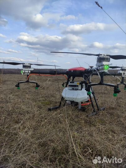 Агро-дрон, квадрокоптер для сельского хозяйства