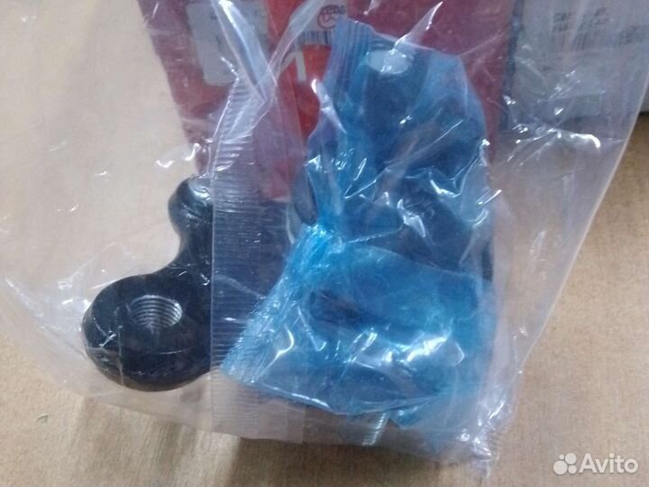 Шаровая опора лев/прав. KIA ceed 2018-н.в