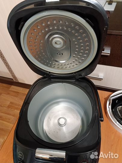 Мультиварка redmond