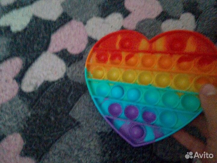 Поп-ит-сердечко радужный