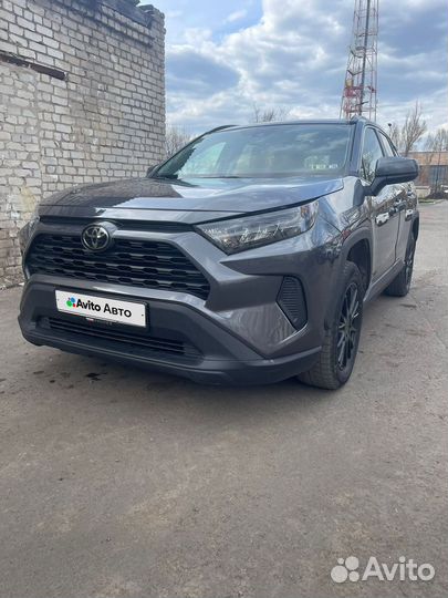 Toyota RAV4 2.5 AT, 2019, 42 000 км