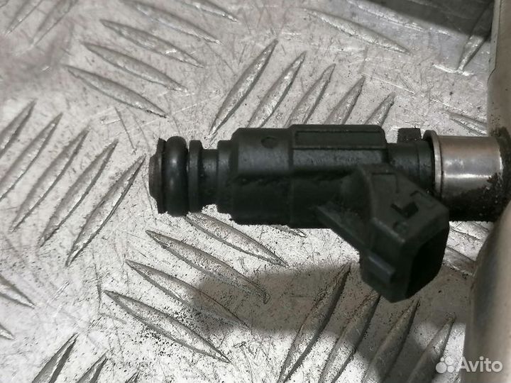 Форсунка двигателя Chery Amulet 2006-2012