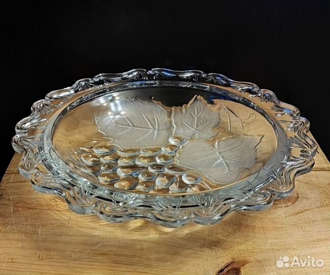 Посуда. Бронь. Блюдо/Фруктовница