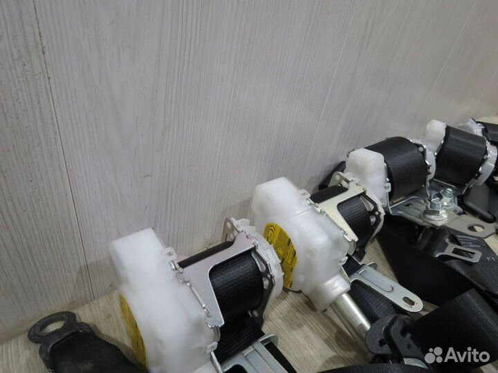 Ремень безопасности Toyota Camry 70