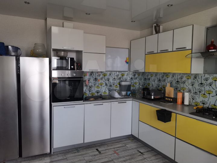 2-к. квартира, 74 м², 9/12 эт.