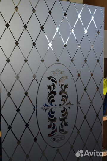 Пескоструйная обработка стёкол и зеркал