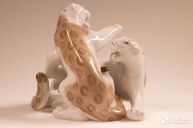 Фарфор.Глазурь. Вербилки. Схватка леопардов