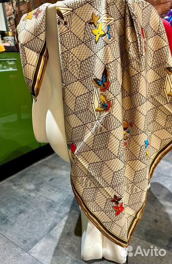 Платок шейный Louis Vuitton - / Ромбы