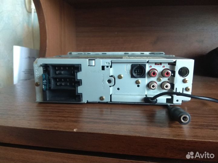 Автомагнитола JVC
