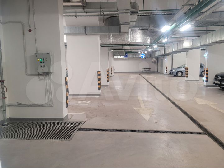 Машиноместо, 15 м²