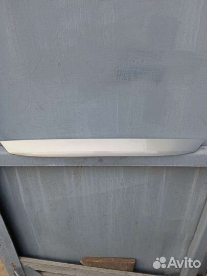 Молдинг(ручка) задней двери х рэй