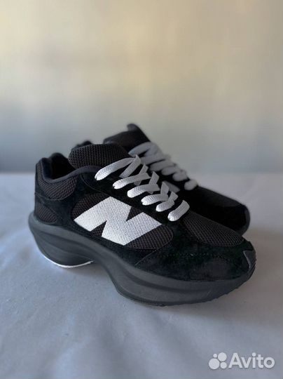 New Balance wrpd Runner Black & White