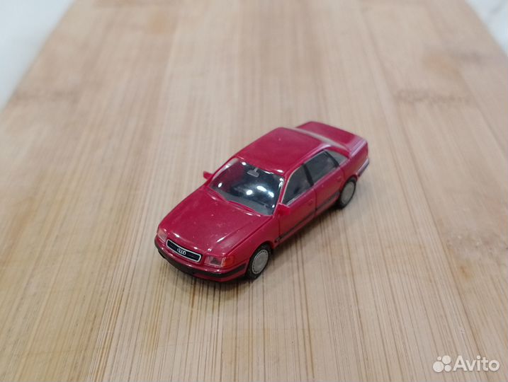 Audi 100 C4 (1991-1994), красный