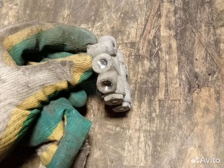 Распределитель тормоза kia spectra