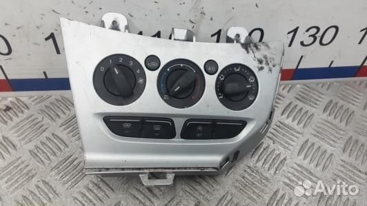 Блок управления печки и климат-контроля ford focus