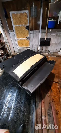 Продается органайзер митсубиси аутлендер 3