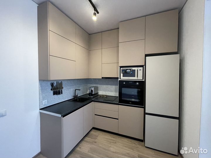 Угловая кухня с антресолями (цена за всю кухню)ксп