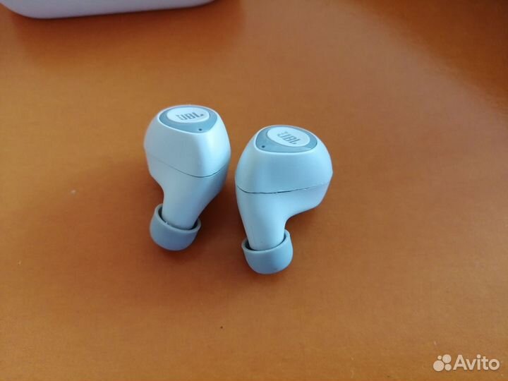 Беспроводные наушники