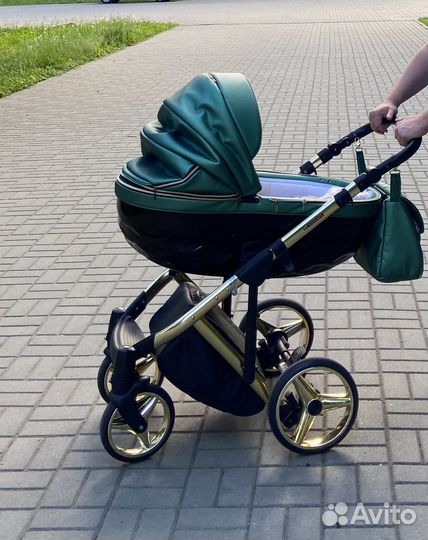 Коляска Adamex Chantal 3 в 1