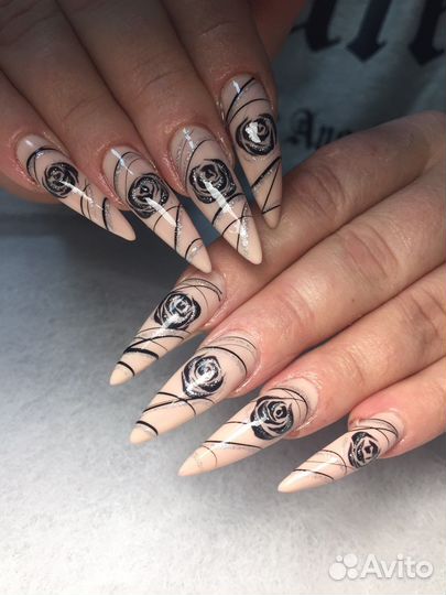 Наращивание ногтей