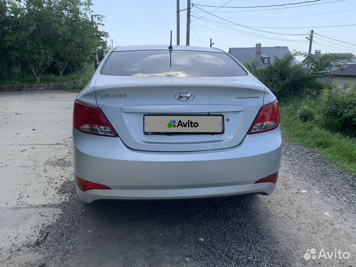 Hyundai Solaris 1.4 МТ, 2015, 90 768 км